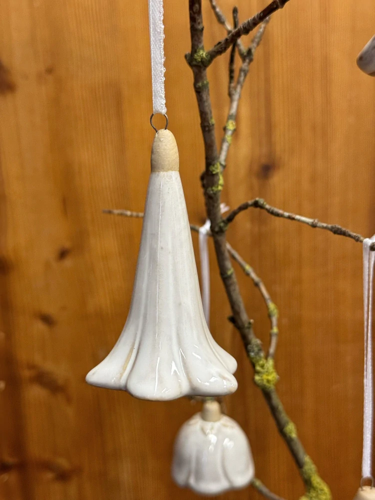 Závěsný porcelánový květ 
