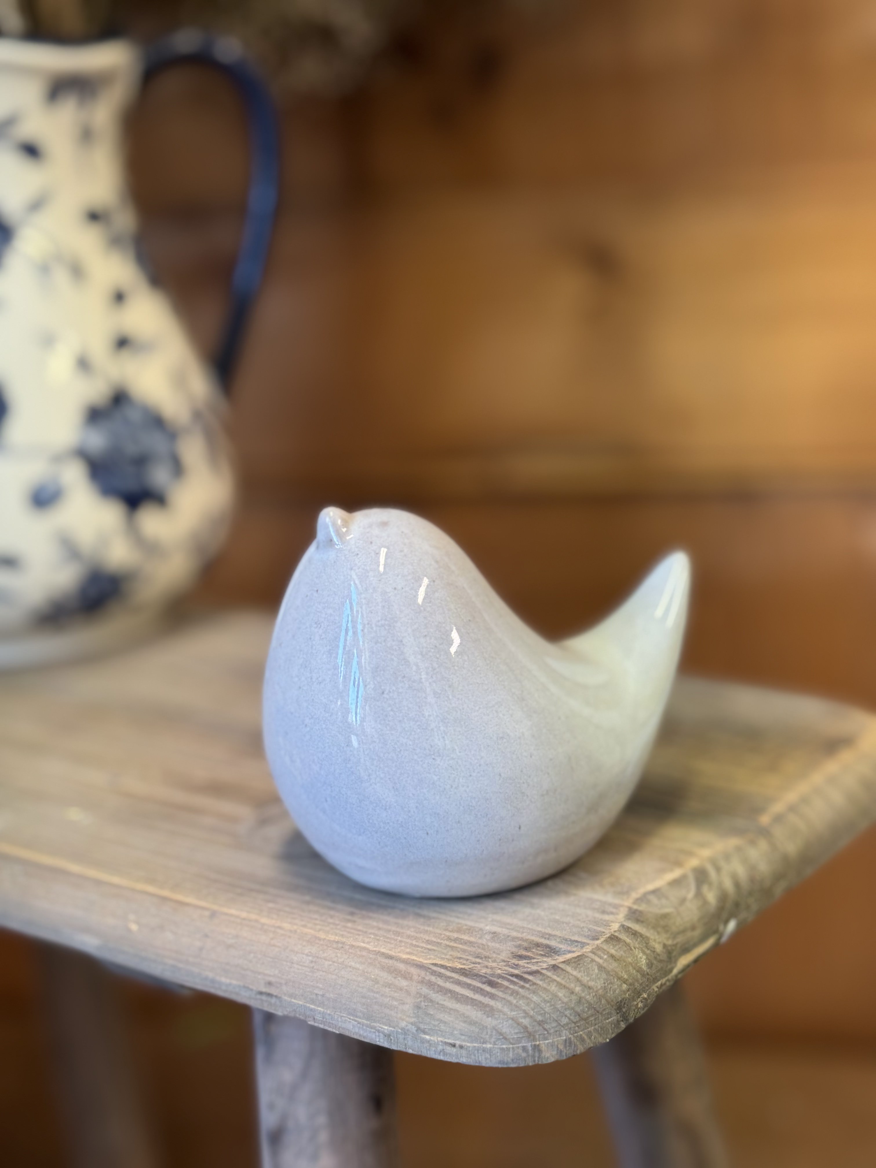 Porcelánový ptáček (7,5 cm) - ptáček hledící dopředu