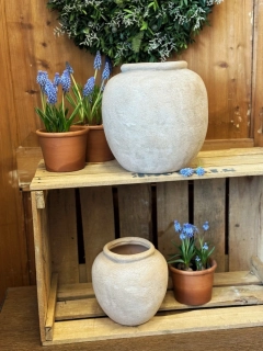 Designová keramická váza Florance od Daan Kromhout*