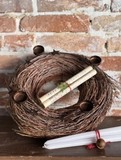 Adventní svícen – měděný kruh s hvězdičkami na 4 svíčky*